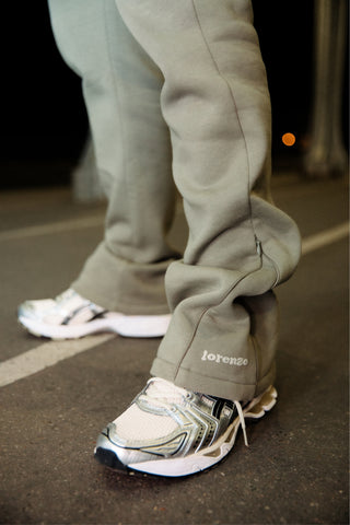 World Is Yours Jogger - Kaki